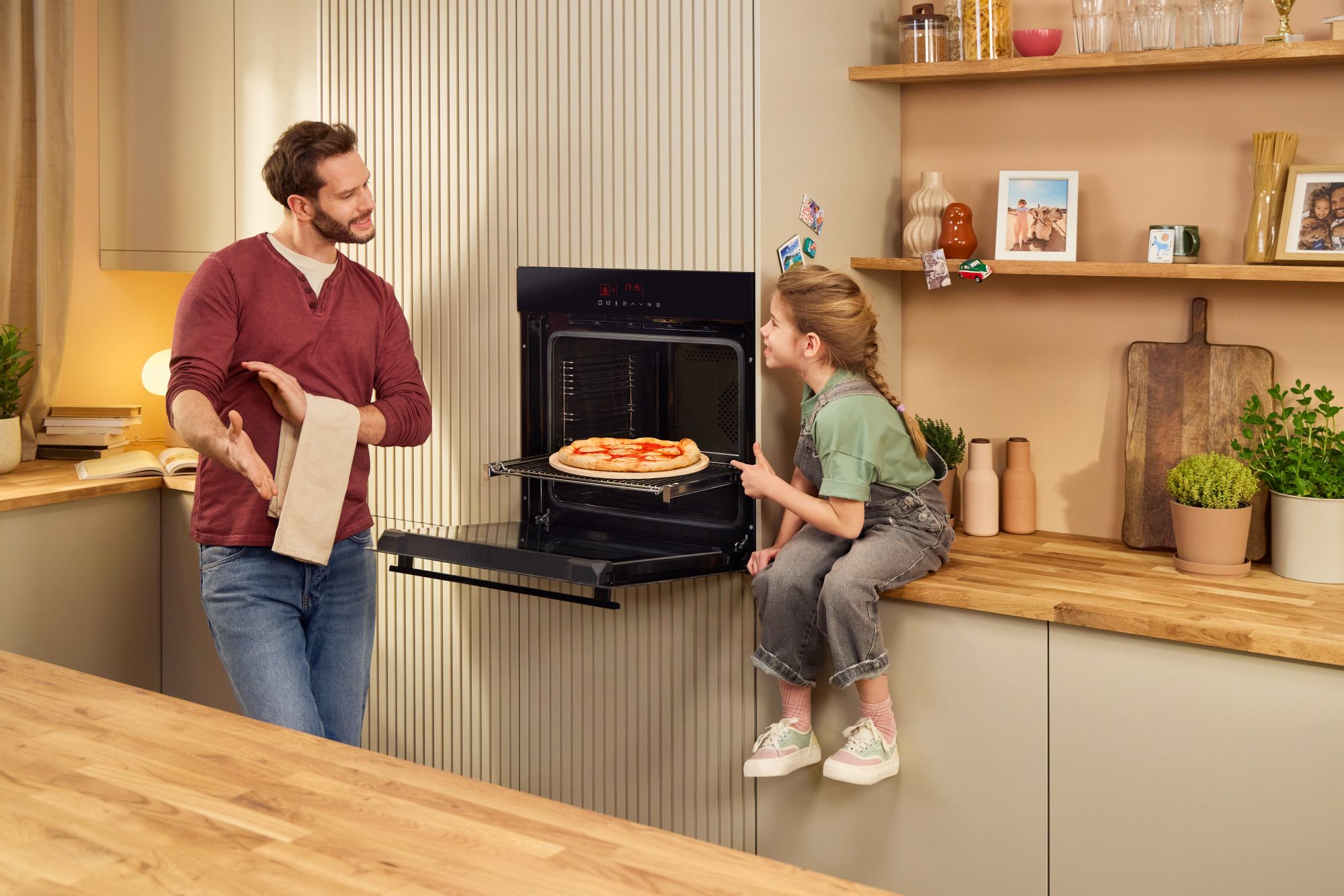 Amica i funkcja Pizza to sekret idealnych wieczorów z chrupiącym ciastem i ulubionymi smakami