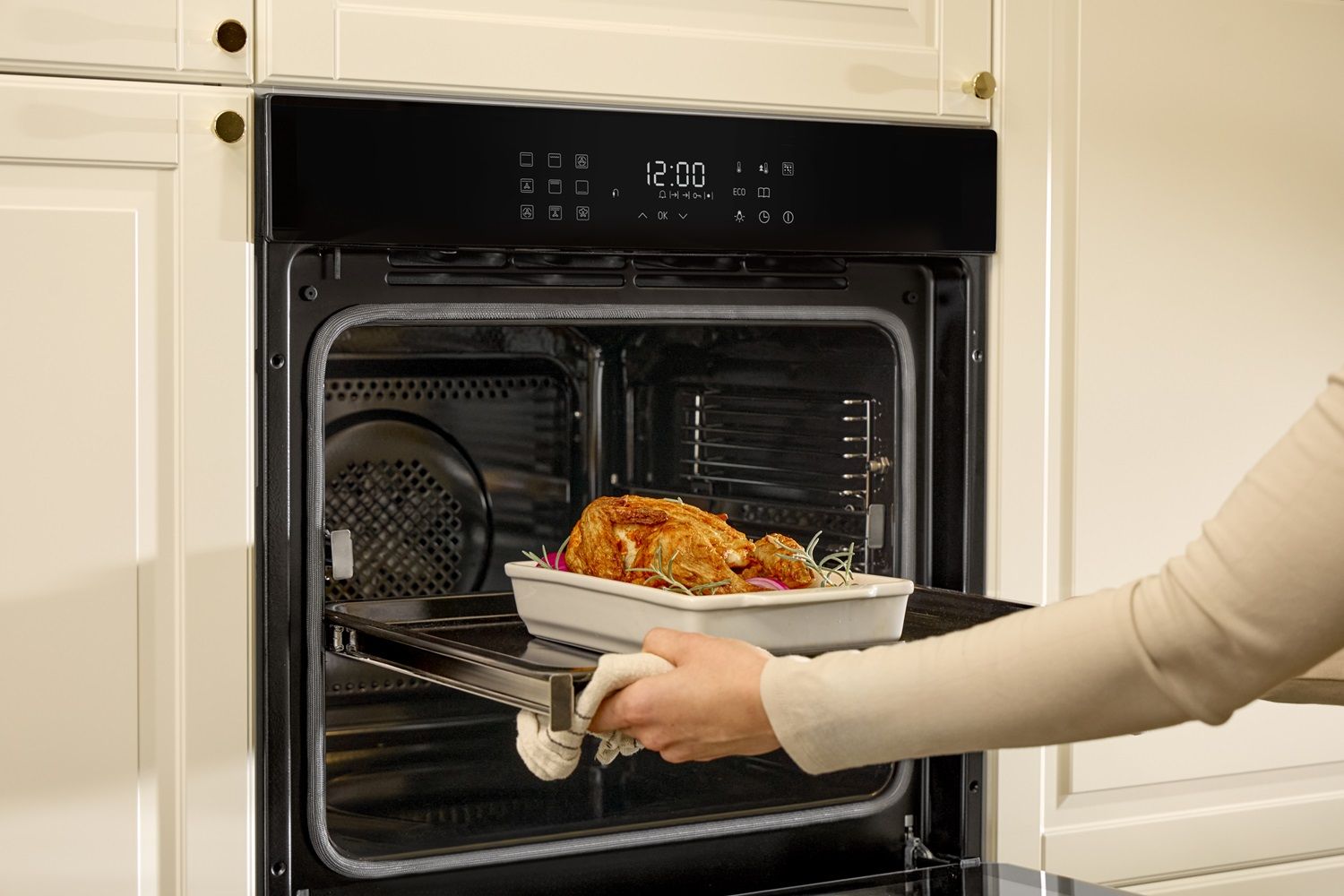 Co zrobić, by dokładnie upiec większą porcję mięsa?