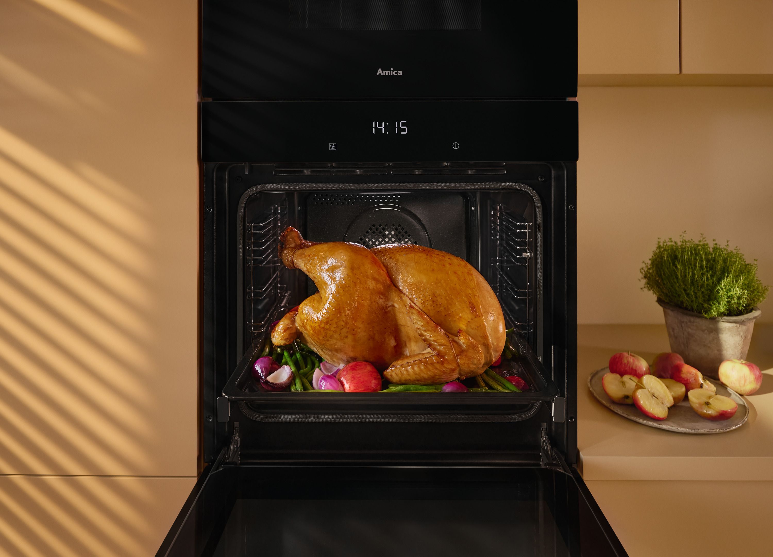 Pieczenie na medal: sprawdzone triki, by indyk był soczysty w środku i chrupiący na zewnątrz